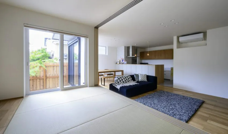 WHALE HOUSEの施工事例_横長リビング