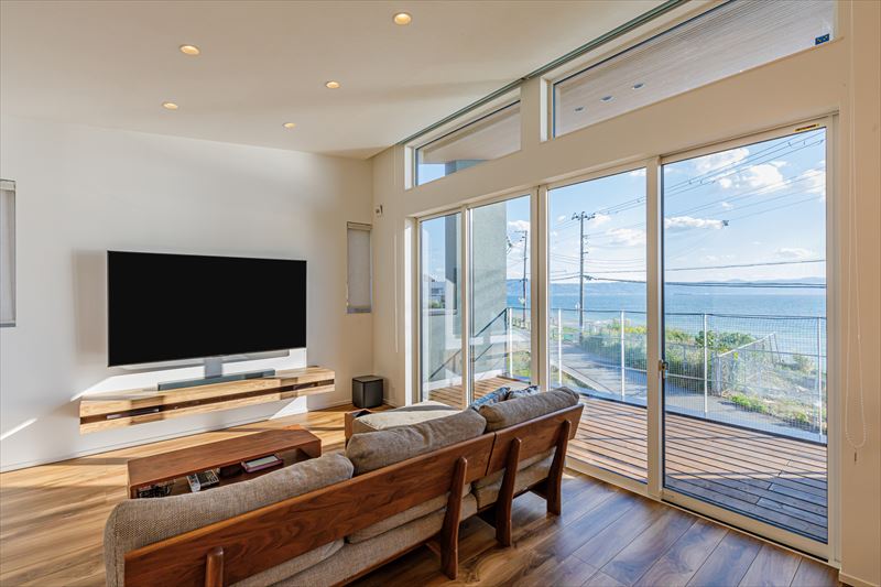 WHALE HOUSEの施工事例_2階リビング_SE構法